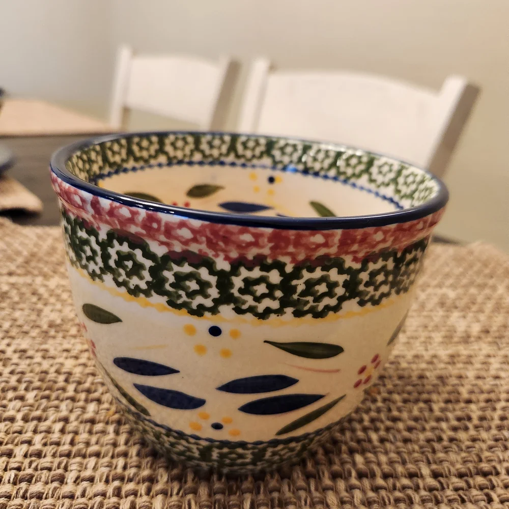 Temp-Tations Old World by Tara Confetti 1 QT Bowl